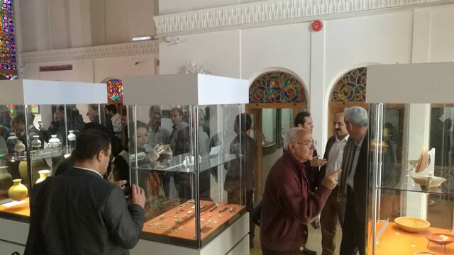 برگزاری-نمایشگاه-یافته‌های-باستان‌شناسی-عصر-آهن-غرب-ایران-در-موزه-سنندج-تا-12-آذر-ماه