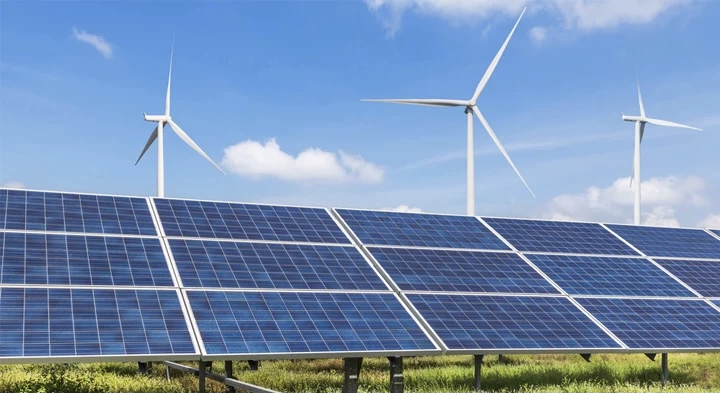 اعطای-وام-۴۰-میلیون-یورویی-برای-پروژه-های-خورشیدی-و-بادی-در-اروپا