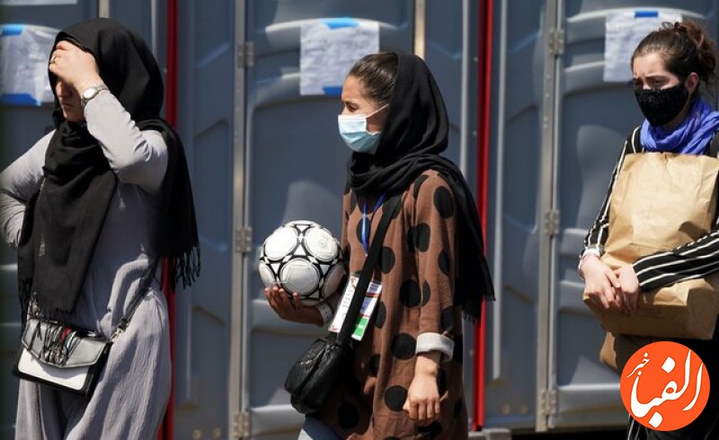 ورود-تیم-ملی-فوتبال-زنان-افغان-به-پاکستان-در-پی-ممنوعیت-طالبان