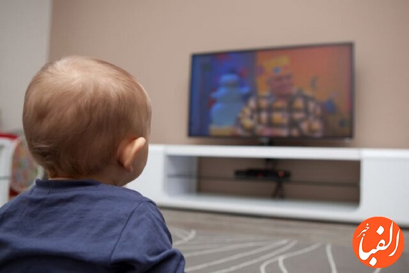 افزایش-ابتلا-به-اوتیسم-در-پسران-با-تماشای-تلویزیون