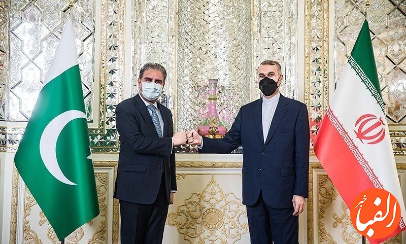وزرای-خارجه-ایران-و-پاکستان-در-چین-با-یکدیگر-دیدار-می-کنند