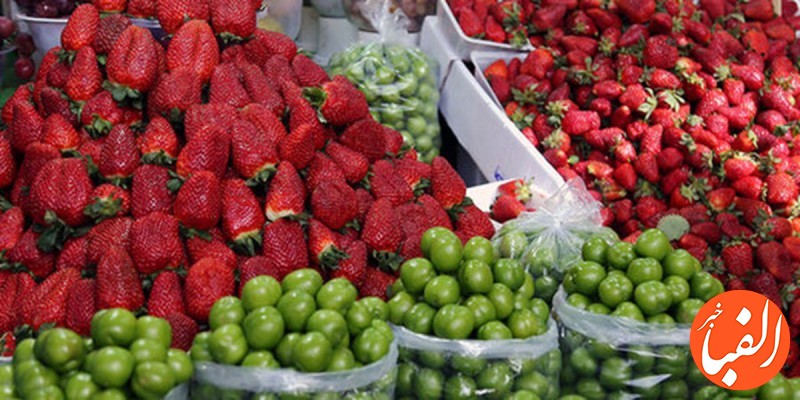 کاهش-قیمت-میوه-های-نوبرانه-گوجه-سبز-کیلویی-۱۴۰-هزار-تومان-شد