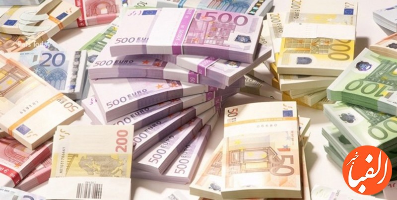 بانک-مرکزی-نگهداری-بیش-از-۱۰-هزار-یورو-مصداق-قاچاق-است