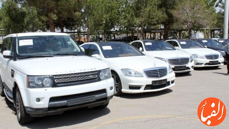خودروهای-لوکس-قاچاق-در-انبار-سازمان-تملیکی-امحا-شدند-ببینید