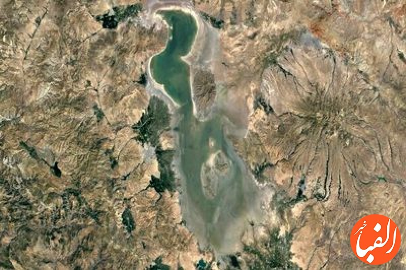 ۹۵-درصد-آب-دریاچه-ارومیه-خشک-شده-است