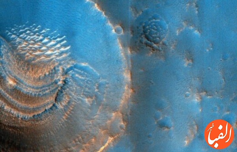 اشکال-مرموزی-که-به-تازگی-ناسا-در-مریخ-پیدا-کرده