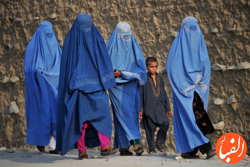 فرمان-شش-ماده-ای-طالبان-درباره-زنان-کار-کردن-درس-خواندن-و-بیرون-رفتن-زنان-ممنوع
