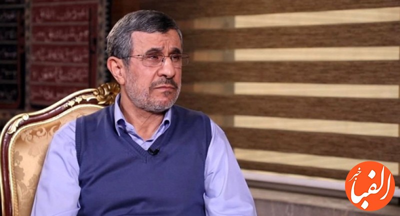 رئیسی-زیر-چتر-احمدی-نژاد