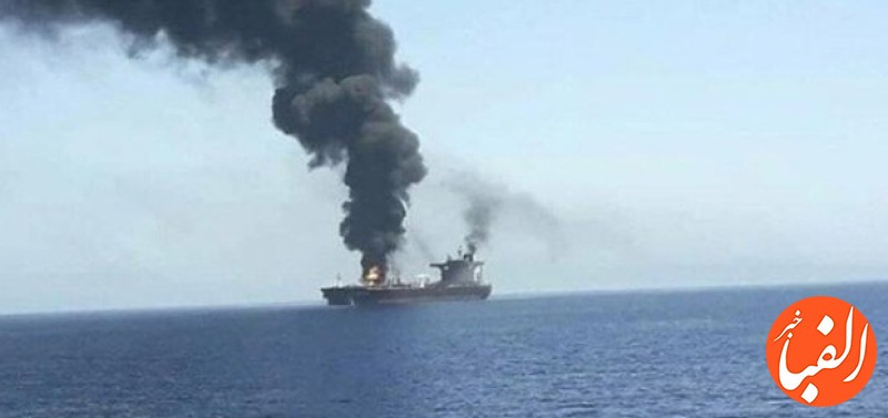 رسانه-ها-مدعی-شدند-یک-نفتکش-در-دریای-سرخ-مورد-اصابت-موشک-قرار-گرفت