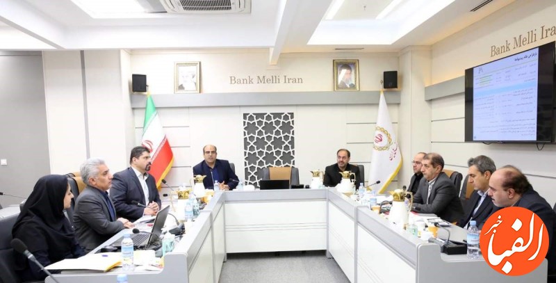 جلسه-کمیته-مضمون-تعالی-سرمایه-انسانی-در-بانک-ملی-ایران-برگزار-شد
