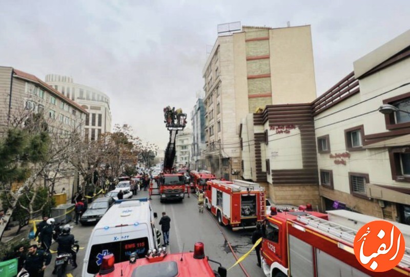 جات-۸-تن-از-آتش-سوزی-یک-ساختمان-در-بلوار-کاوه-تهران