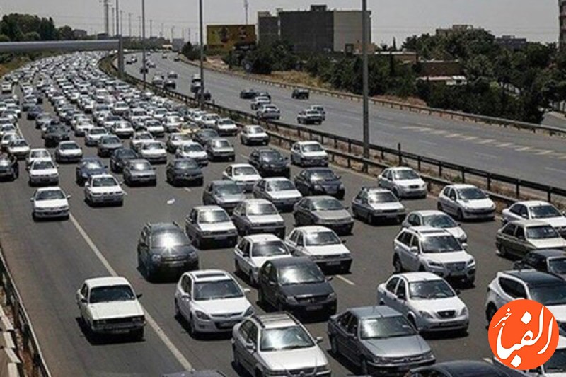 خروج-بیش-از-۹۰۰-هزار-خودرو-از-تهران-در-تعطیلات-نوروزی